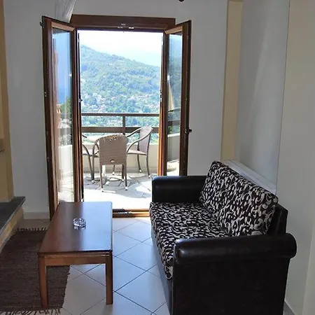 Kallisti Apartment
